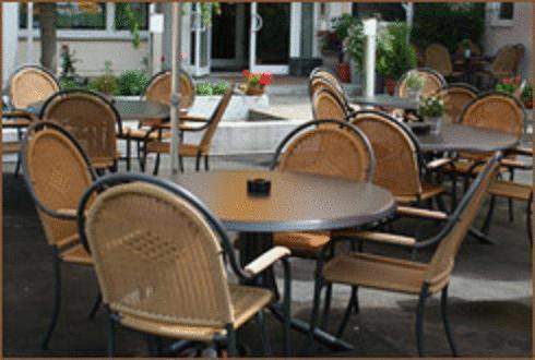 Hotel Zur Riss Биберах-ан-дер-Рис Экстерьер фото